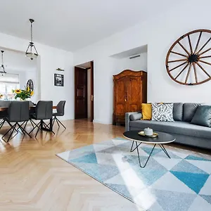 https://szpitalna-20-apartment.krakowhotelspoland.com